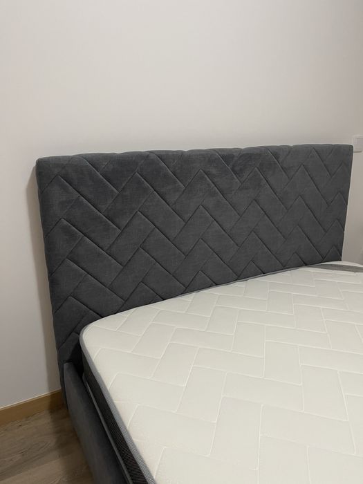 Cama Estofada 1950x1500
