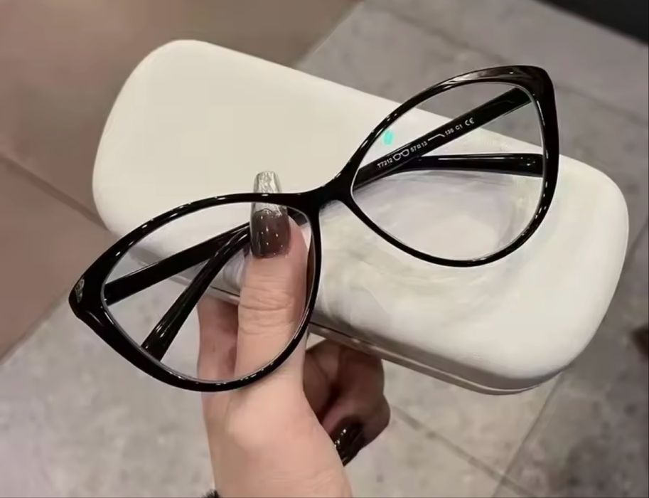 Очки, кошачий глаз, диоптрия -2