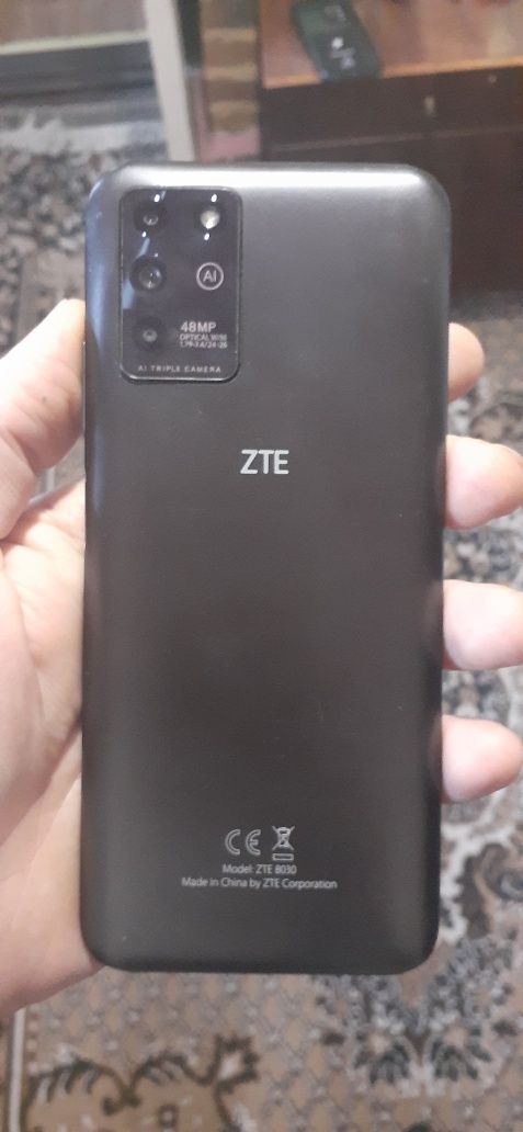 ZTE blade v30 vita 3/128 б/у