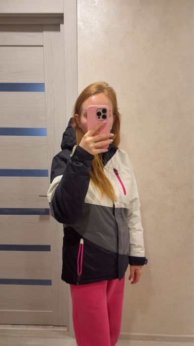 Продам лижну куртку