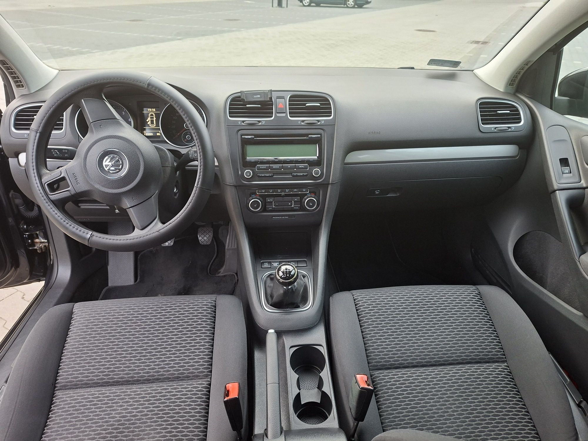 VW Golf VI 1.4 MPI 80KM benz.+ lpg