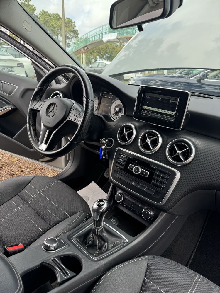 Mercedes A180 CDI Urban 1.5cdi  110cv | 2014 | 138.000 km | Nacional