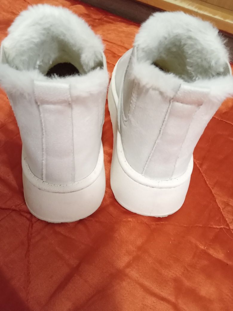 Угги короткі жіночі
