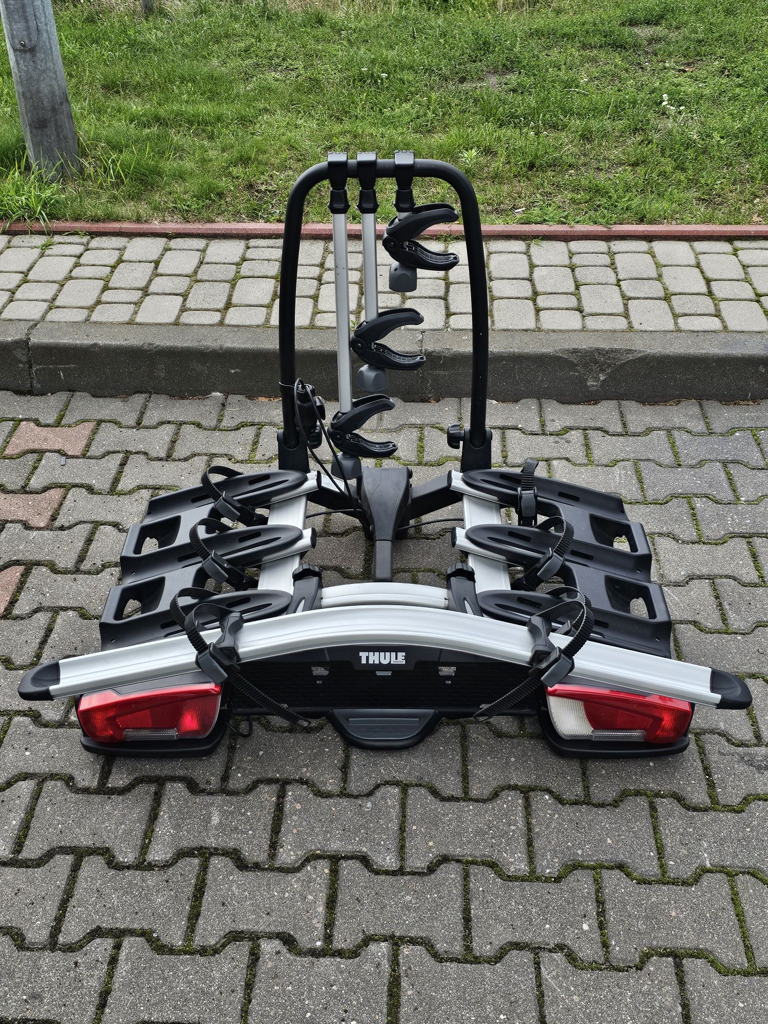 Bagażnik rowerowy na hak THULE 3 / 4 rowery VeloCompact 926 + adapter