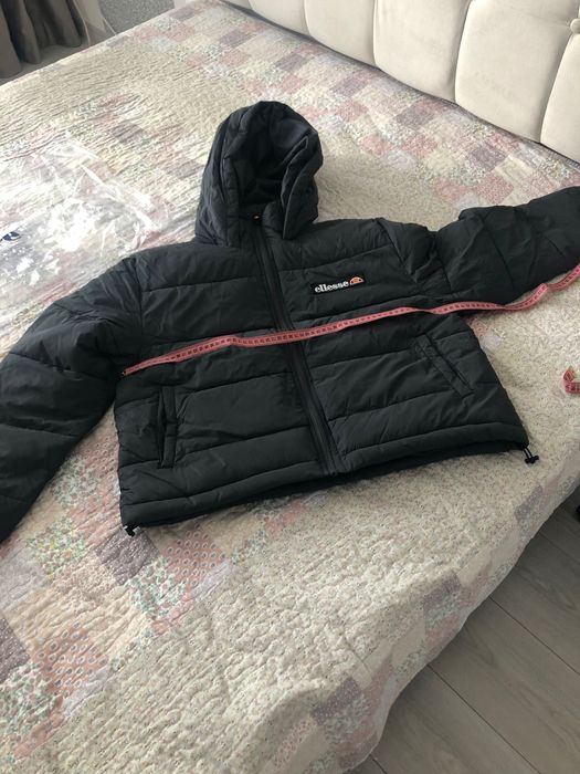 Зимняя женская куртка  Ellesse новая