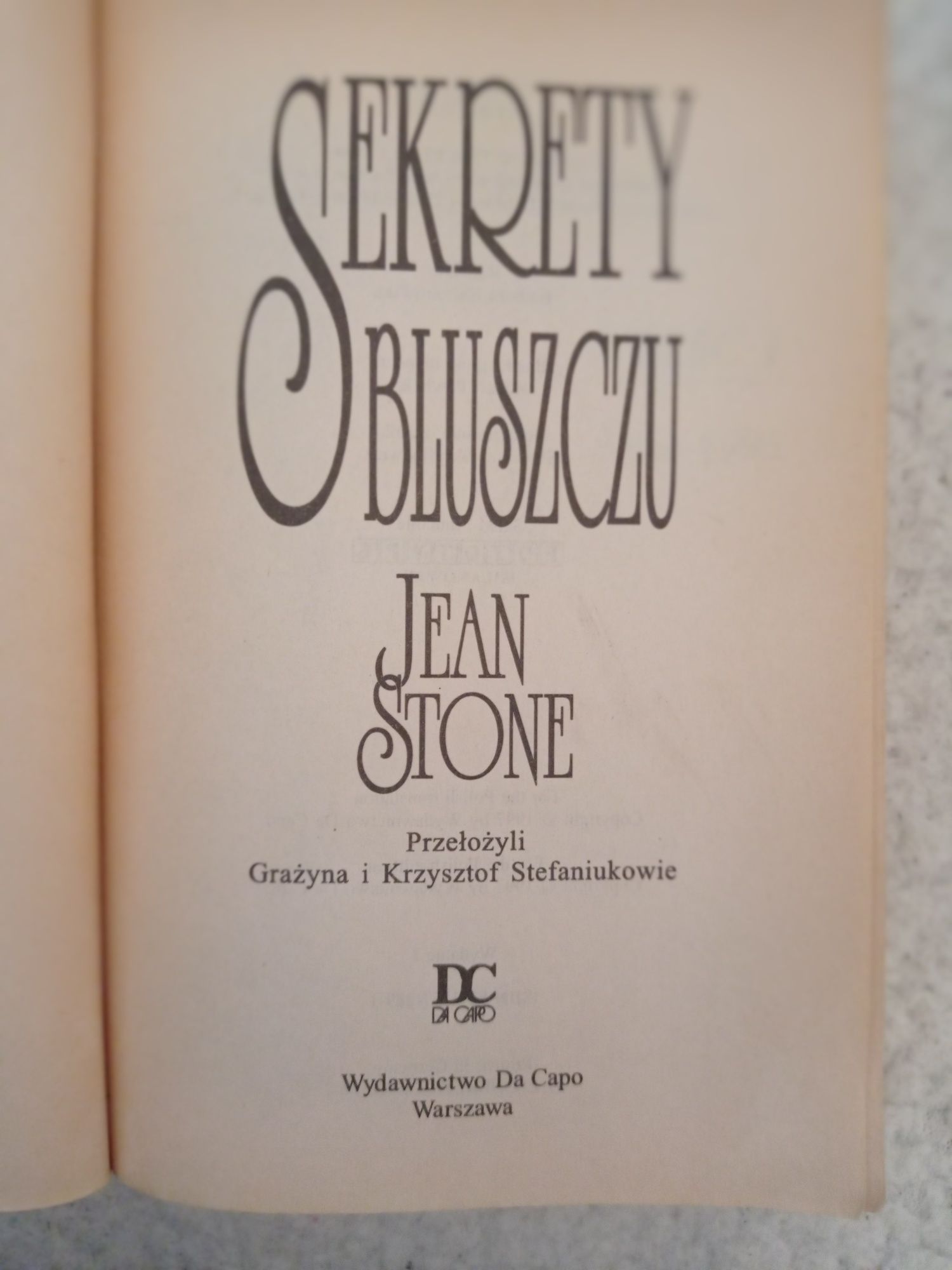 Sekrety bluszczu. Jean Stone