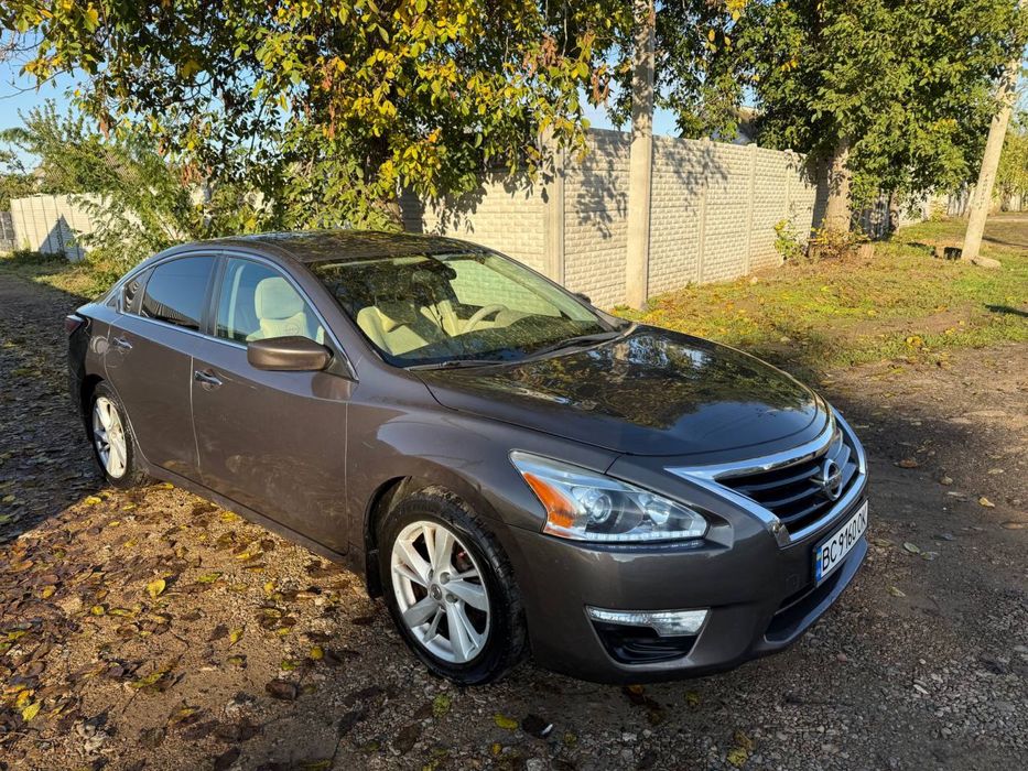 Nissan Altima 2013 год