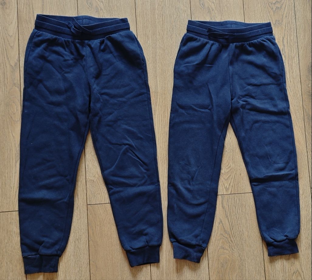 Spodnie dresowe z meszkiem h&m 134