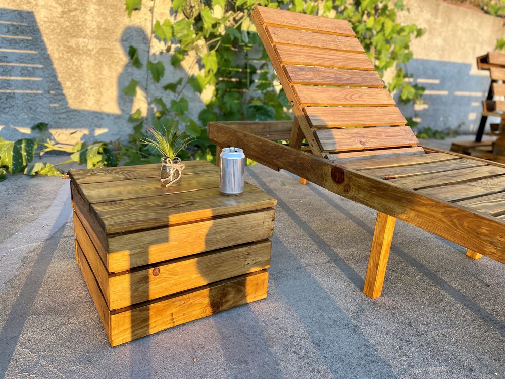 Mobiliário para jardim exterior feito com madeira paletes