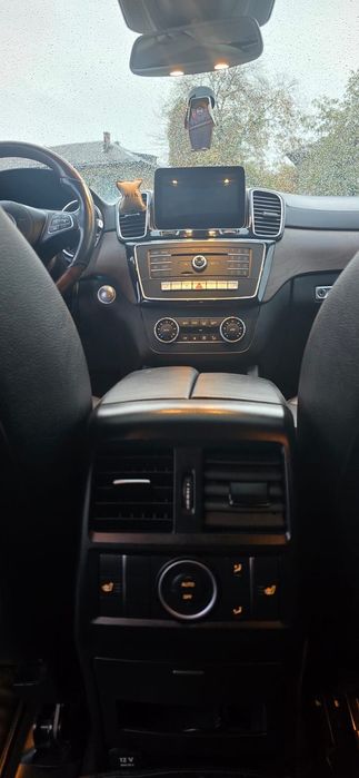 Mercedes Benz GLS class 2016