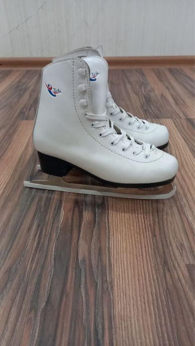 Жіночі ковзани Teku 36 р.