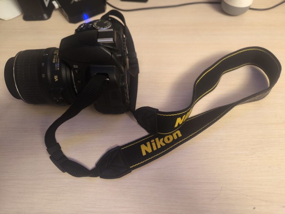 Nikon d3100 продам в хорошем состоянии
