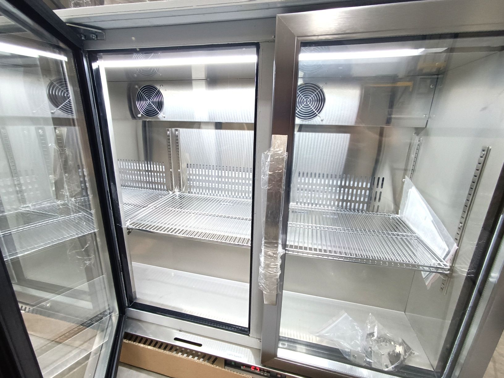 Balcão frigorífico INOX - portas de vidro
