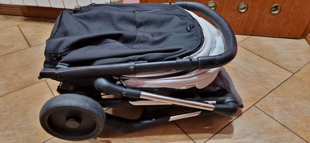 Wózek spacerowy z elektrycznym Hamowaniem IBebe Mini Mi1