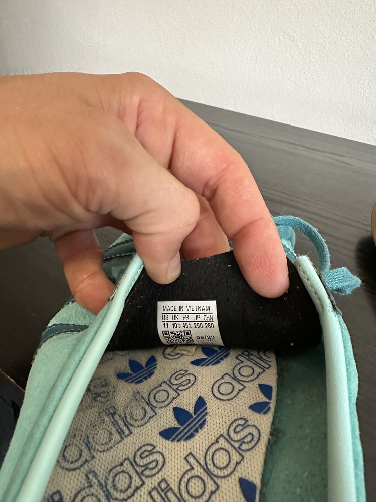 Buty Adidas London