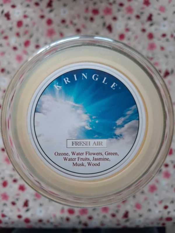 Duża Świeca Zapachowa Kringle Candle Fresh Air / wypalona w 1/3