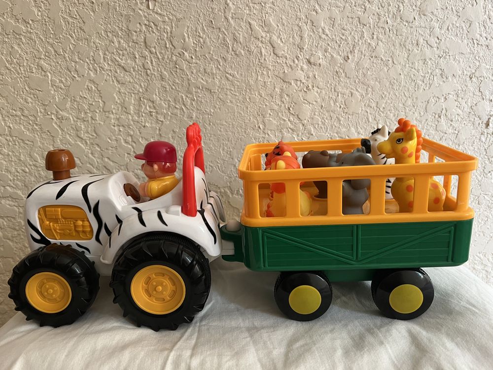 Новый Игровой набор Kiddieland Трактор фермера говорящий