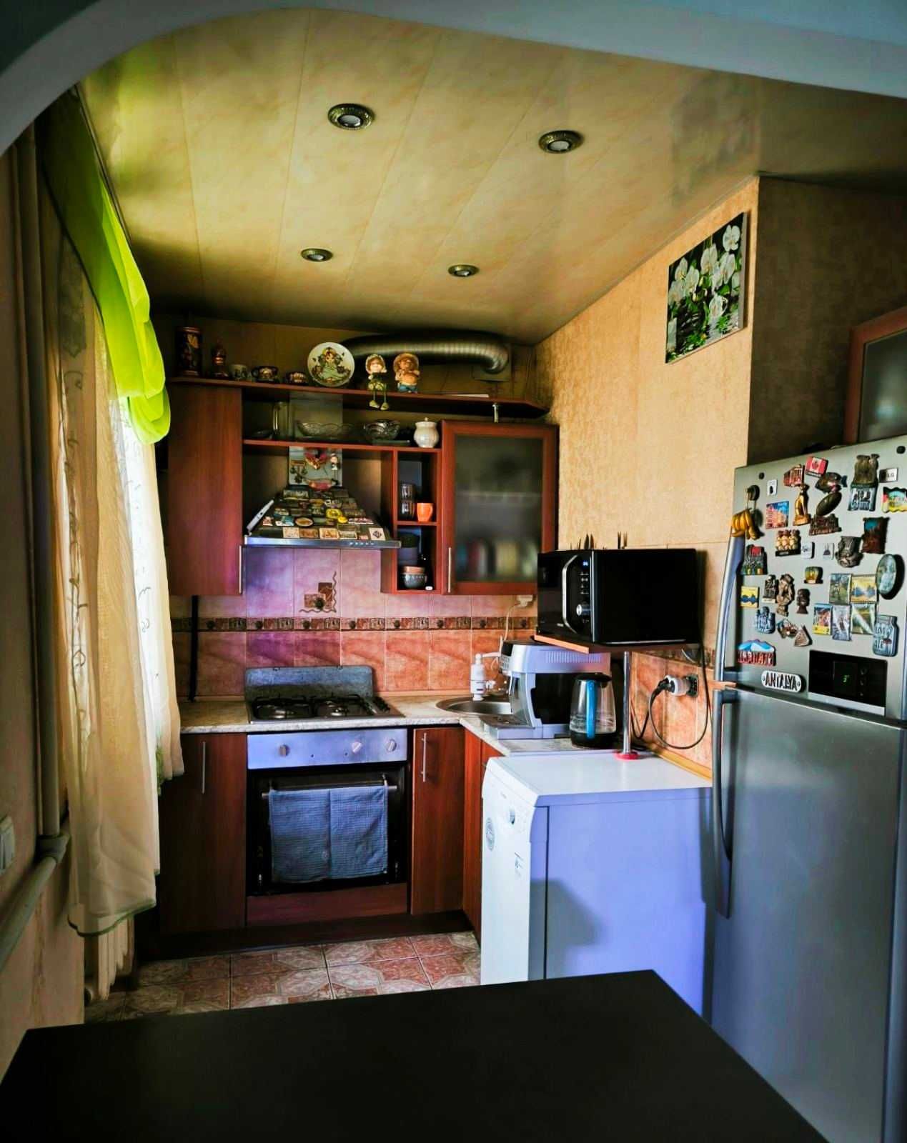 ПРОДАМ 3-х кімнатну квартиру по вул.Радіаторній