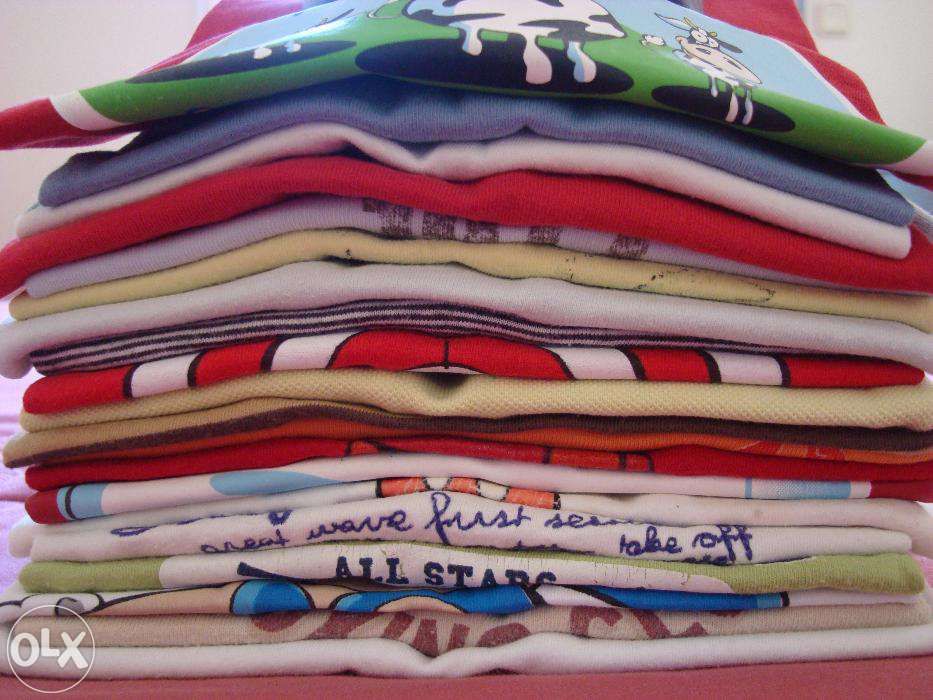 Lote de 20 T-shirts de menino - 6 anos