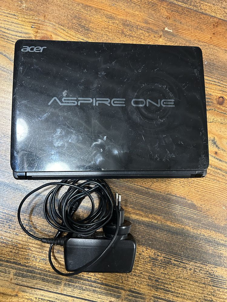 Продам нетбук Acer Aspire One D270