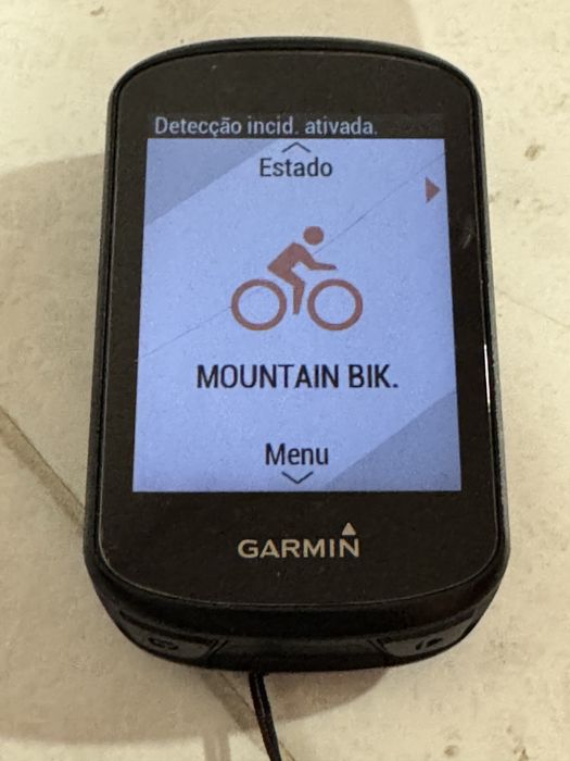 Garmin edge 530 com capa, caixa e acessorios fixação