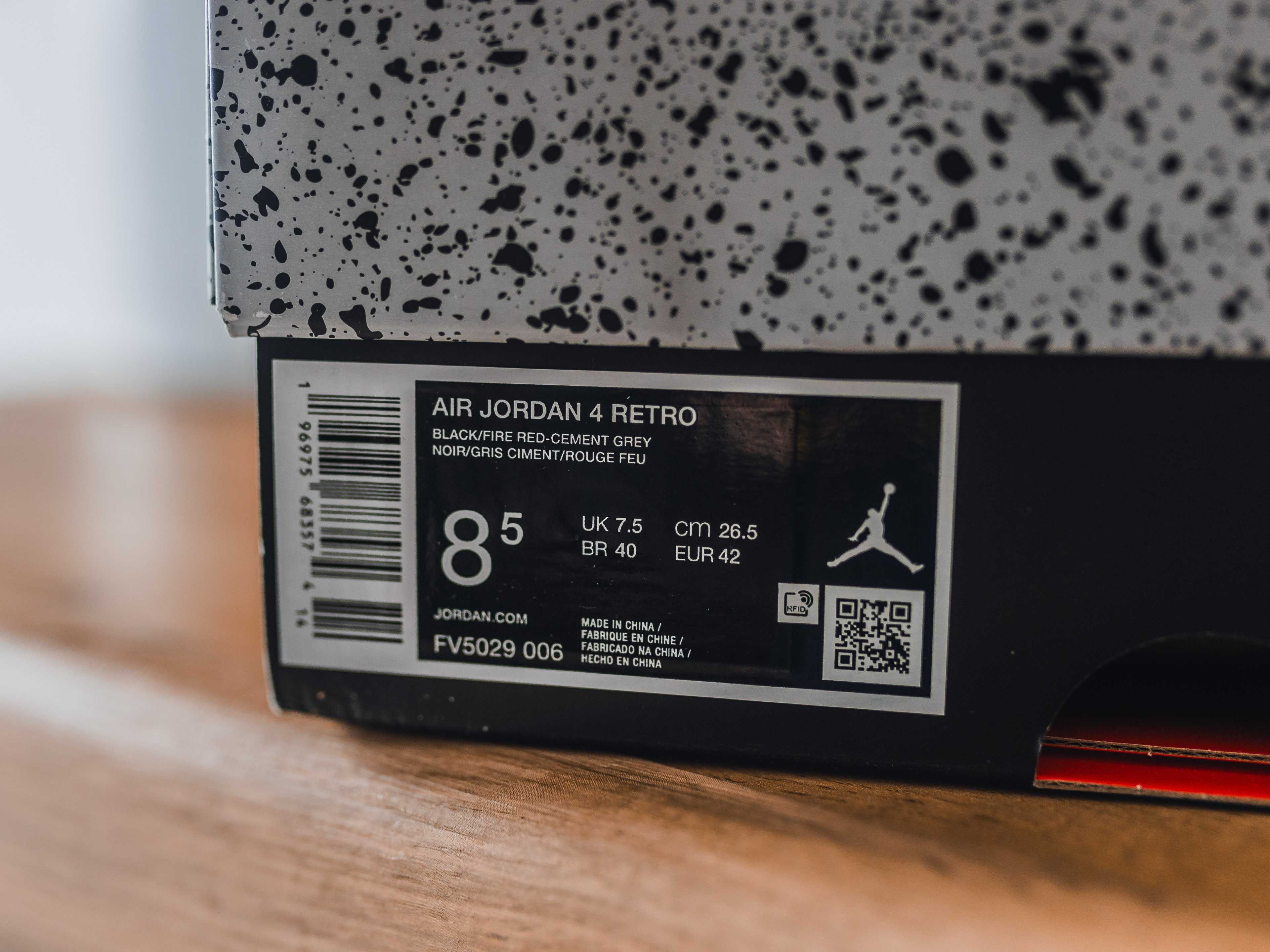 Air Jordan 4 Retro Bred Reimagined FV5029 Rozmiar 42 / 8,5 Nike
