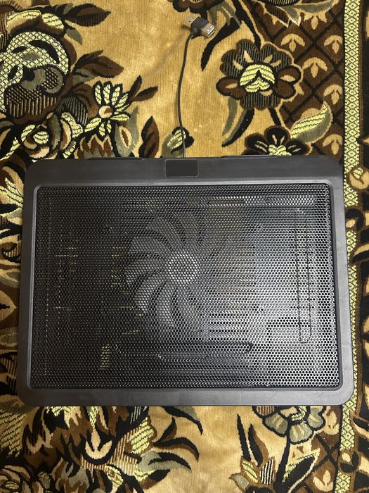 Охолоджувальна підставка під ноутбук Gembird NBS-1F15-04