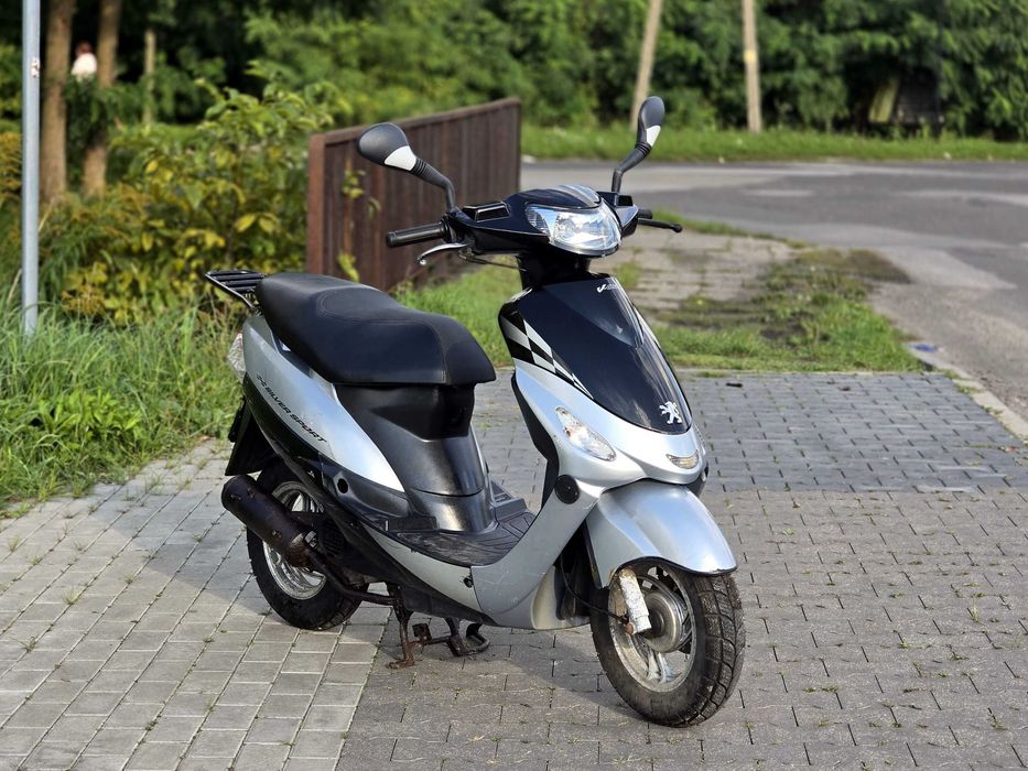 Skuter Peugeot V-clic 50 4t