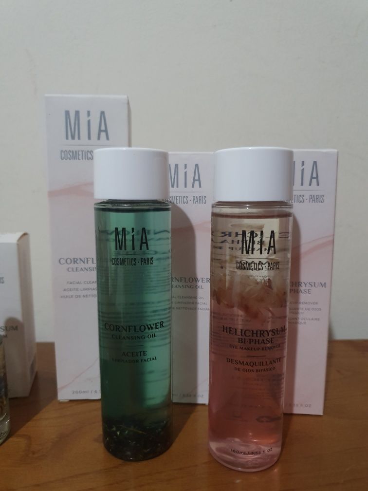 Produtos de beleza Mia Cosmetics