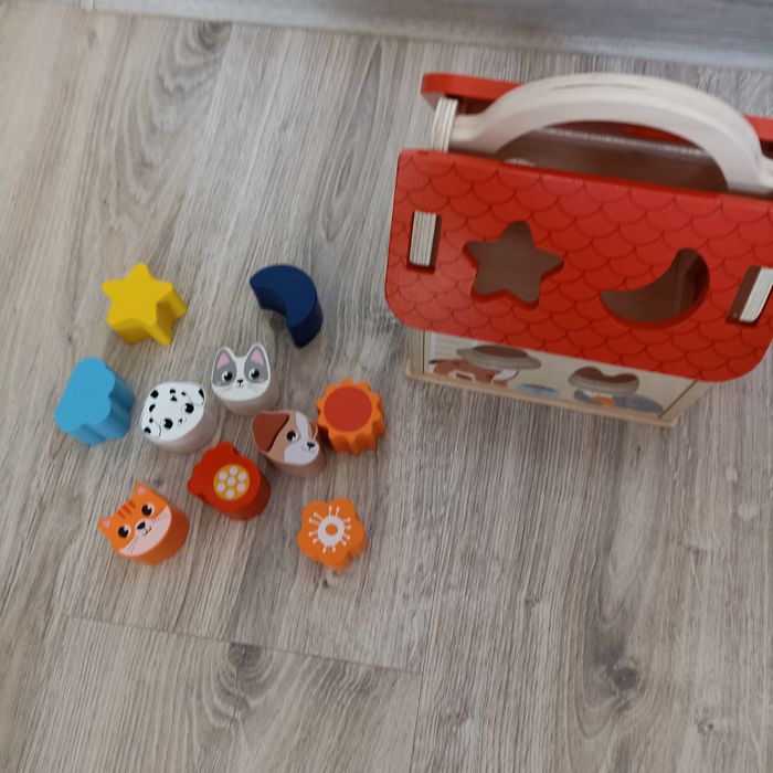 Domek drewniany dla dzieci