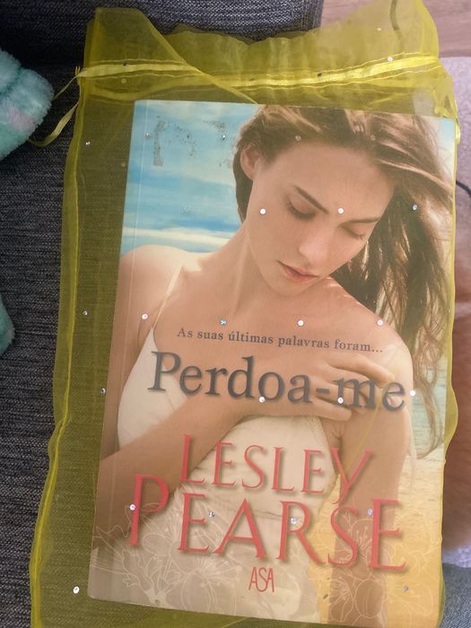 Livro perdoa-me de Lesley Pearse