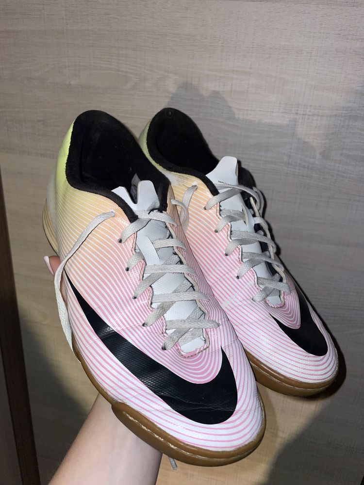 Halówki Nike Mercurial 42