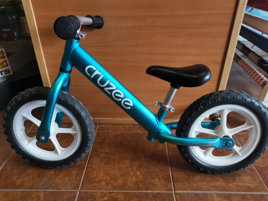 Rowerek biegowy Cruzee niebieski