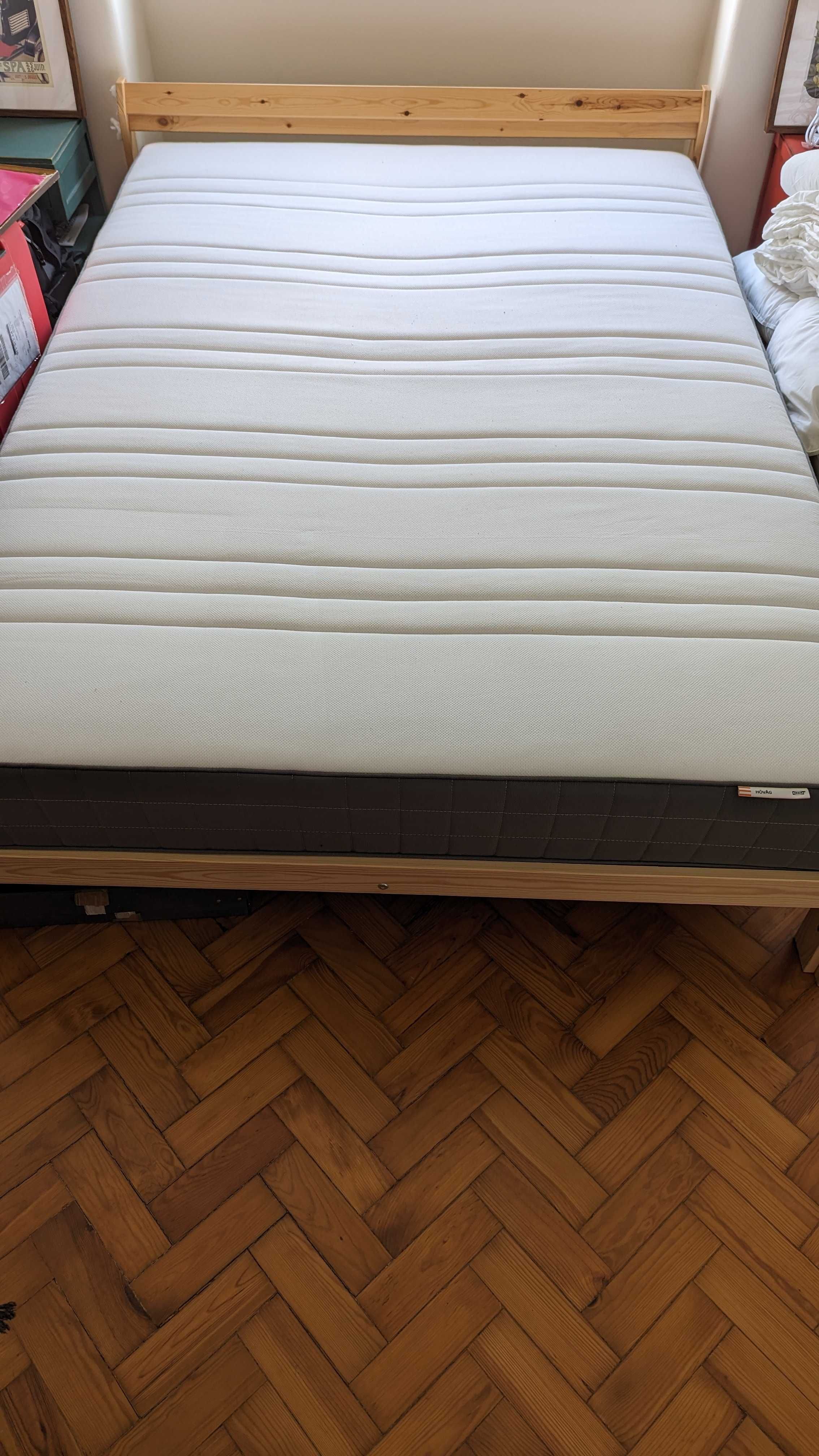 IKEA cama doble com colchão / double bed with mattress: como novo