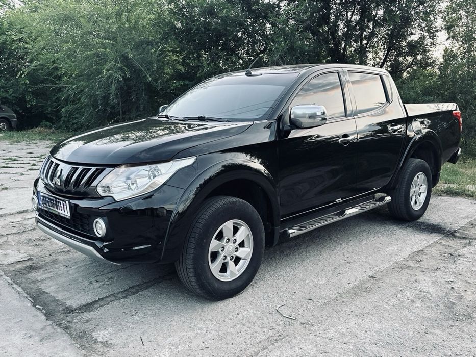 Продам Mитсубиси L200 Официальный