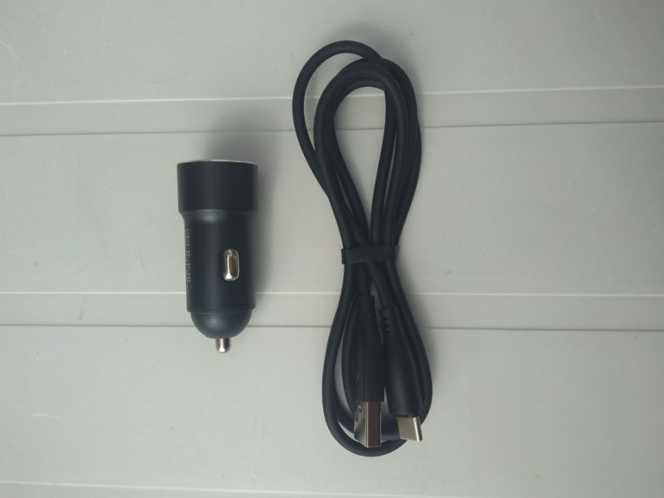 Carregador USB Quick Charge 3.0/carga rápida 18W (isqueiro automóvel)