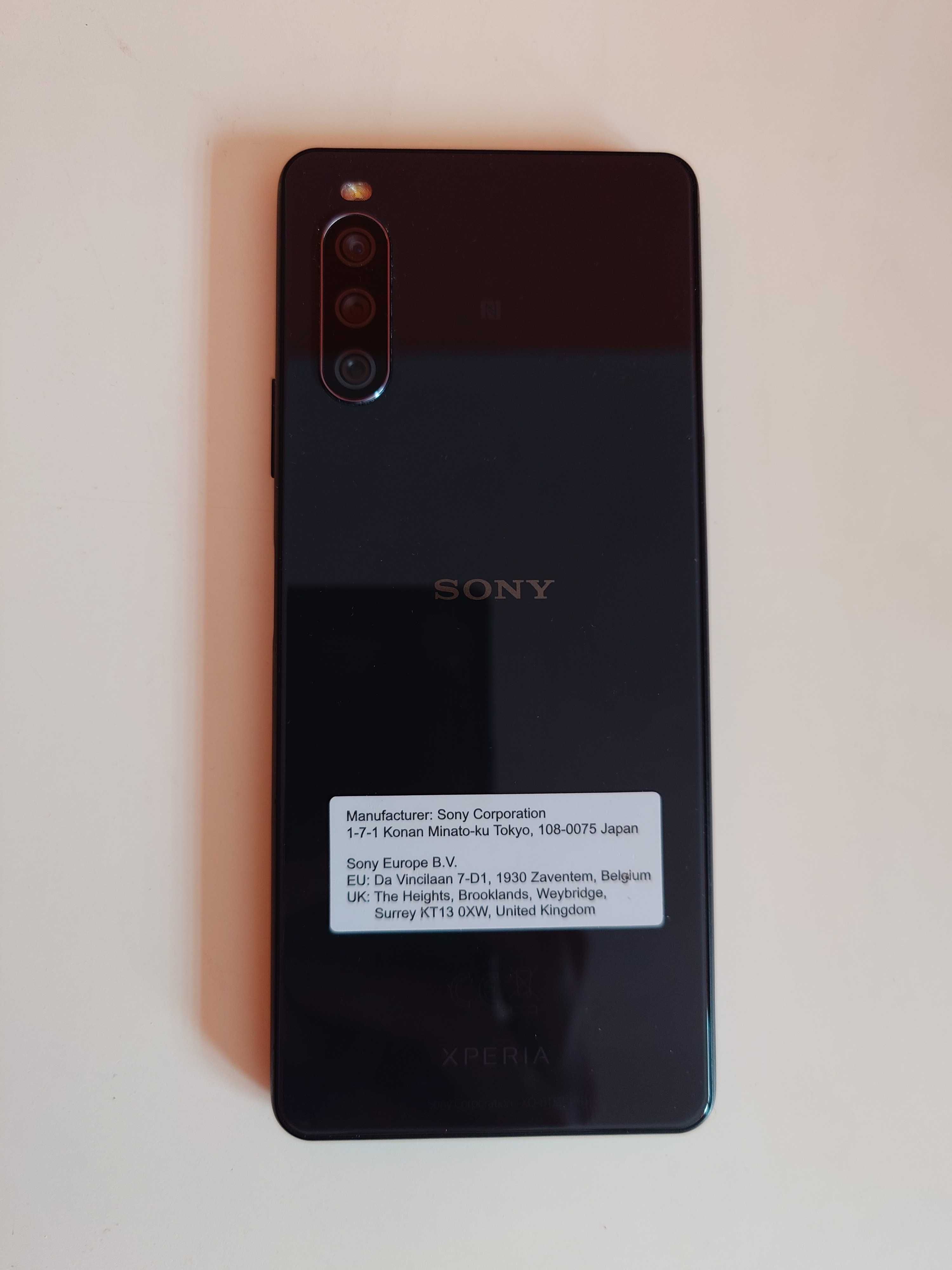 Sony Xperia 10 III - stan niemal jak nowy + etui