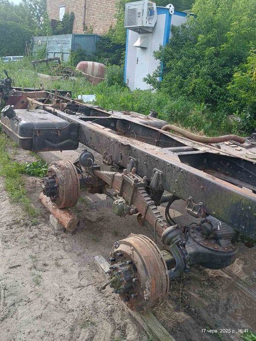 Запчастини на ЗИЛ 131 - нові з нз
