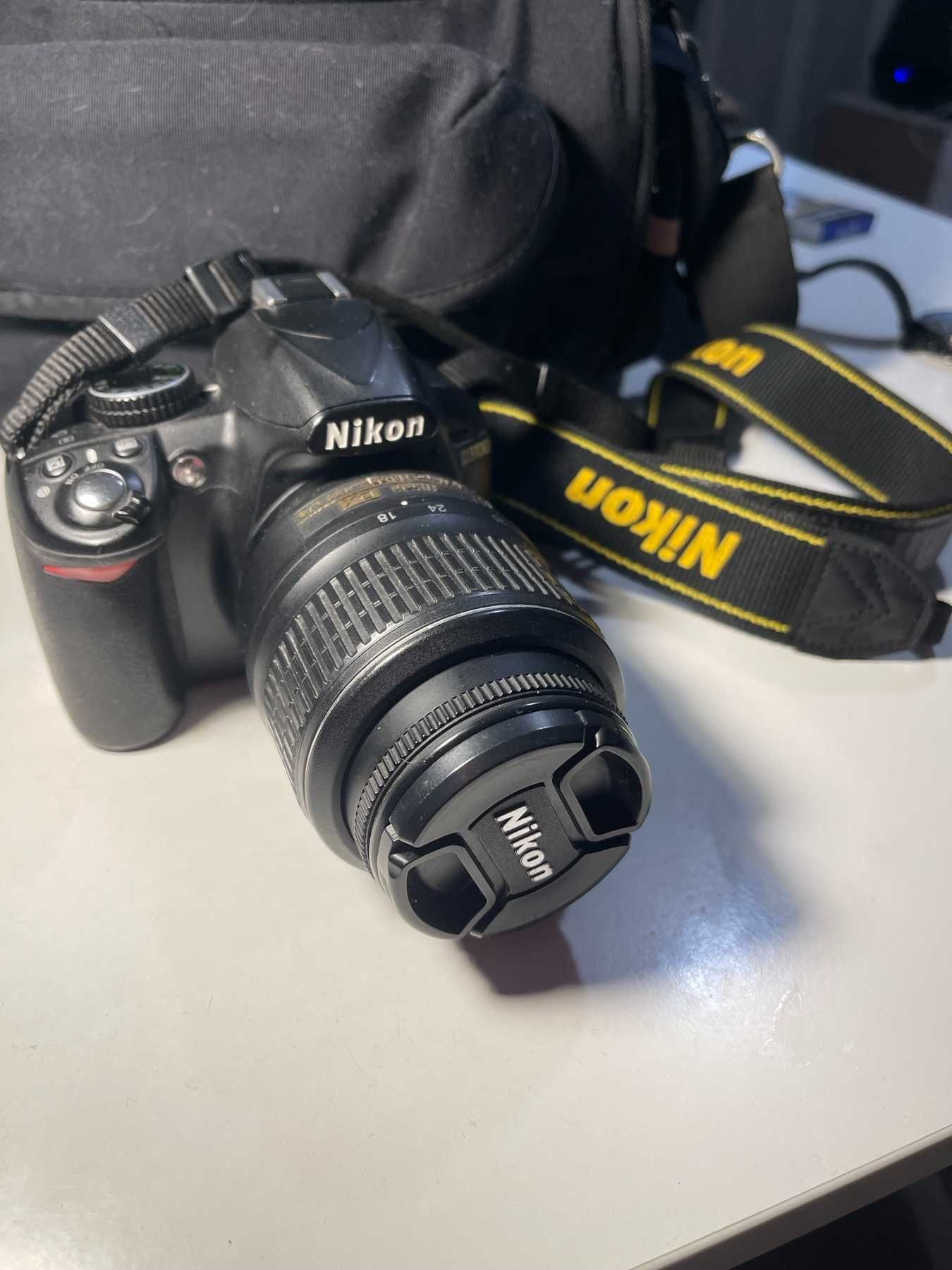 Nikon D3100 w idealnym stanie z torbą
