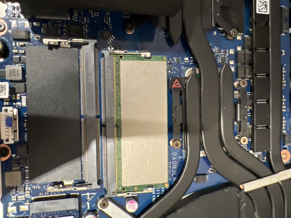 Оперативна памʼять Micron DDR5-4800 16GB (SO-DIMM) (для ноутбука)