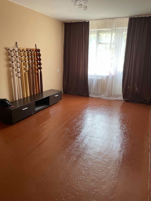 Продам 2 ком. квартиру. Нагорная часть города