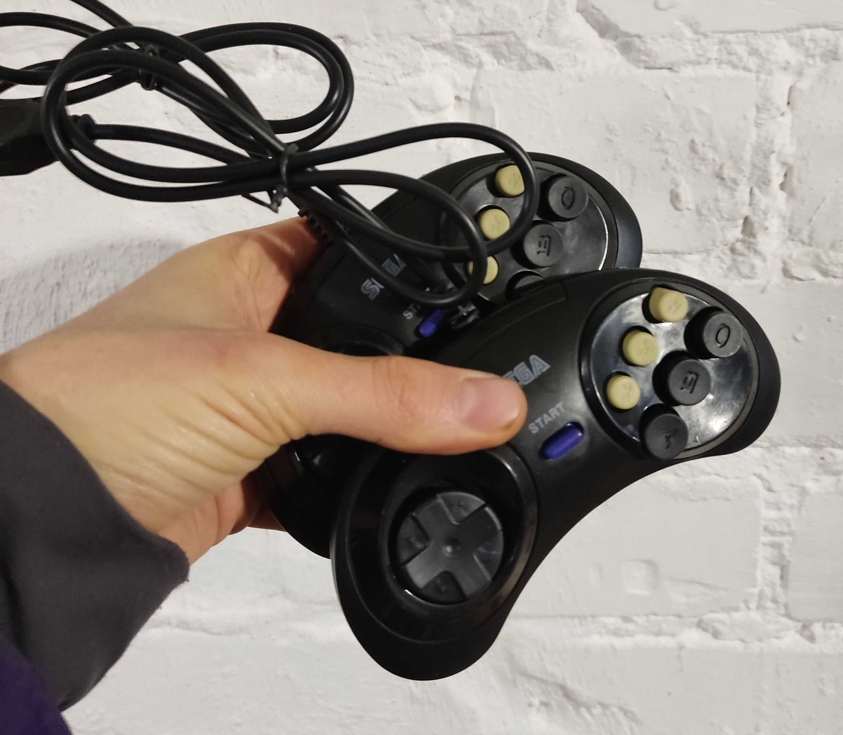 Приставка Sega Mega Drive 2 + Мортал Комбат 1+2+3+3Ультімейт+5. НОВА!