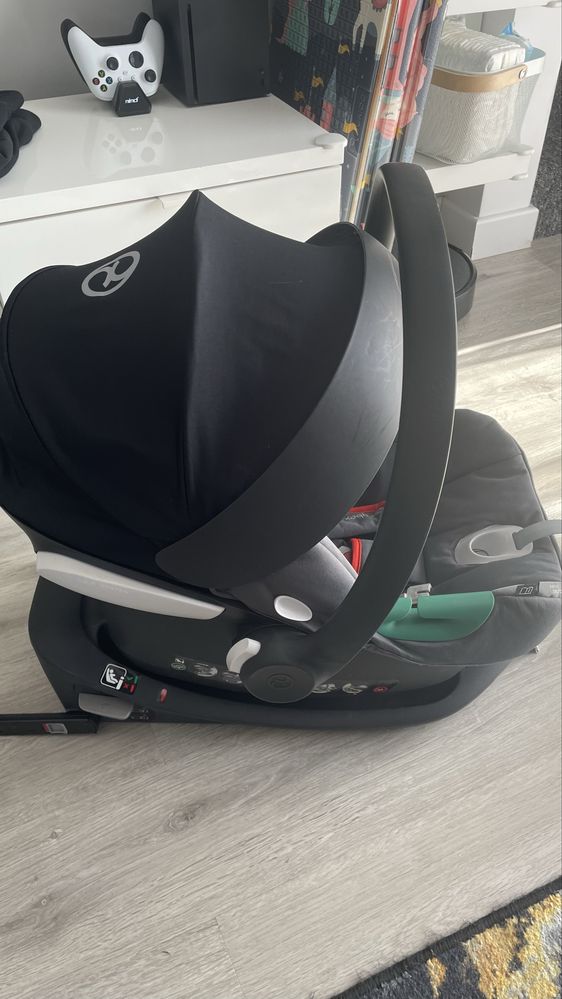 Fotelik Cybex + baza