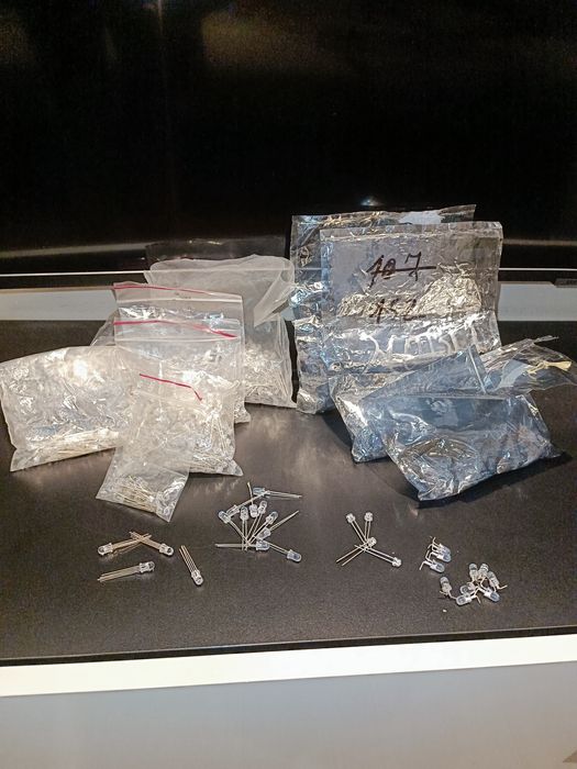 Світлодіоди різного типу, суперяскраві