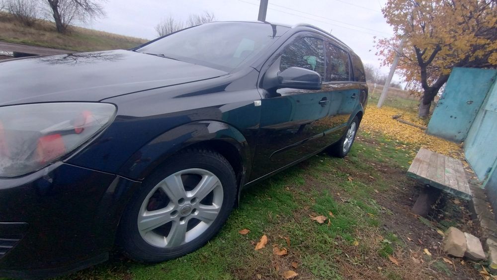 Opel Astra H 1.9 CDTI 150km