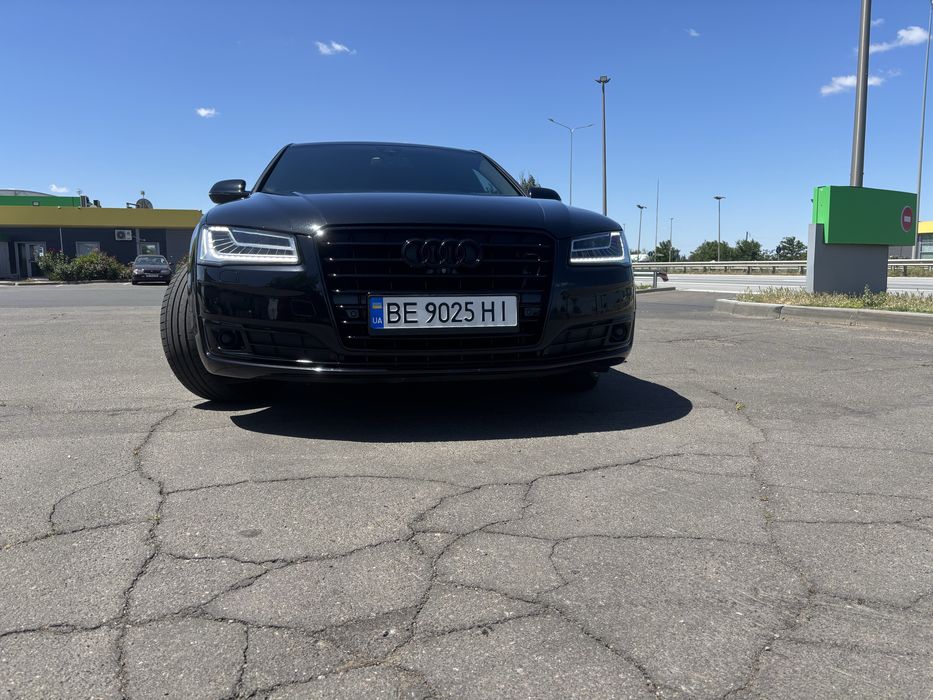 Продам Audi A8D4 4TFSI