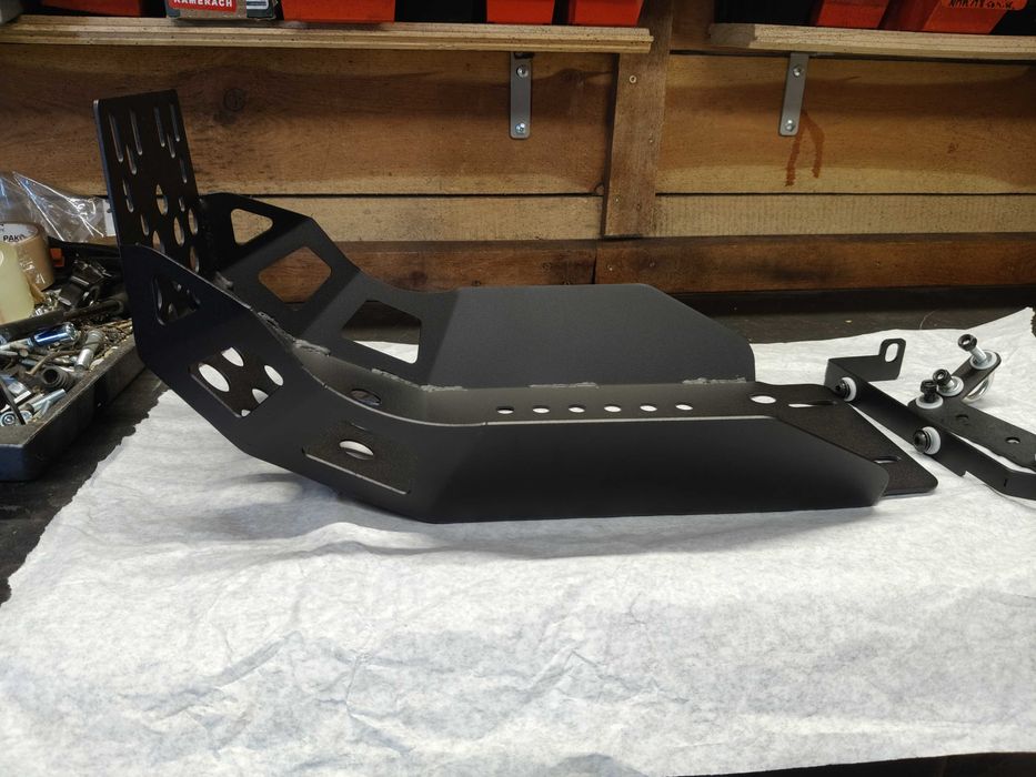 Osłona silnika Suzuki V Strom Dl 650 rok 04-24, Dl 1000 rok 02-09