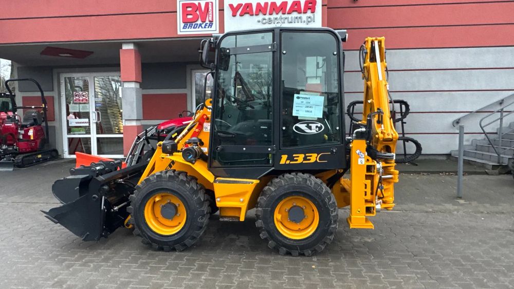 Venieri 1.33c Kubota  Koparko ładowarka; włoska; 4 t; udzwig 1.5 t; nowa