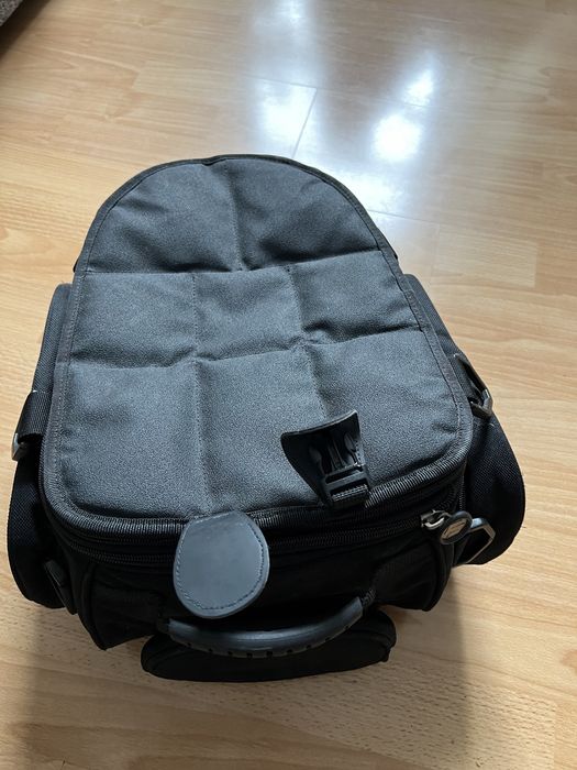 Продам оригинальный, рюкзак, мотосумку suzuki для мотоцикла
