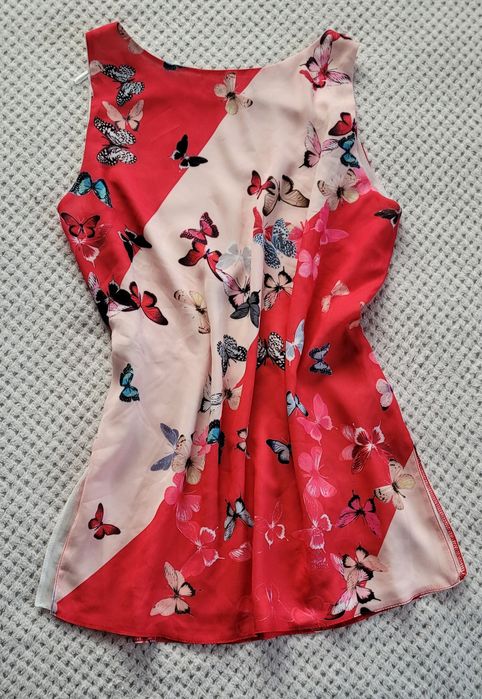 Hit na jesień Piękna bluzka damska bez rękawów print motyle rozm. M